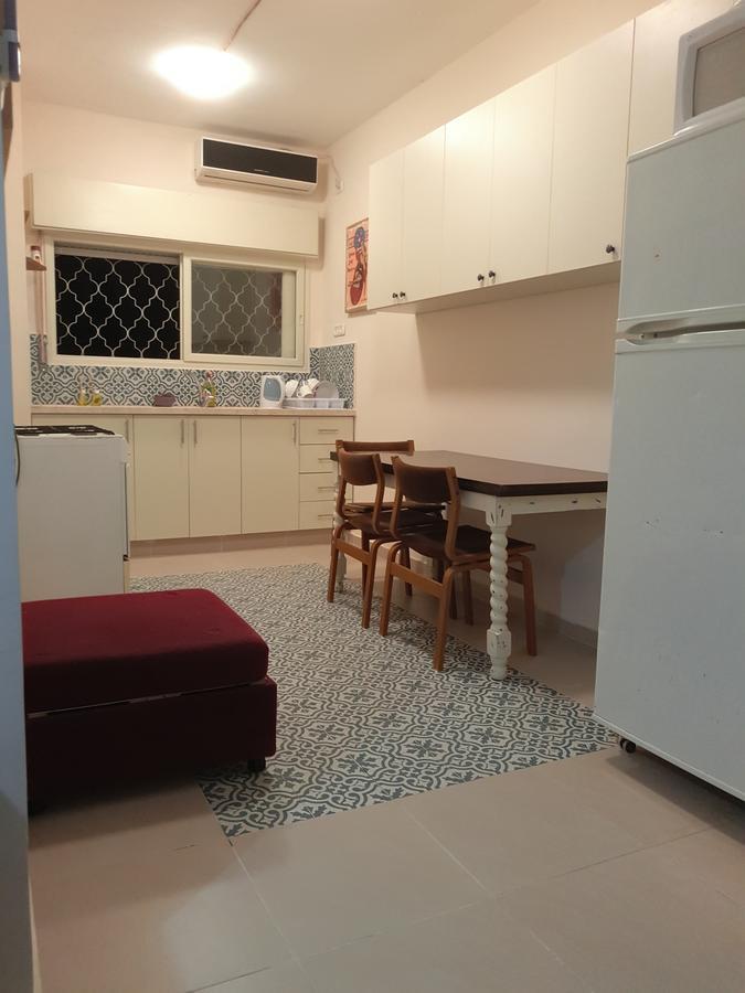 3 Stairs Only To Cozy Flat On Hillel St Leilighet Haifa Eksteriør bilde