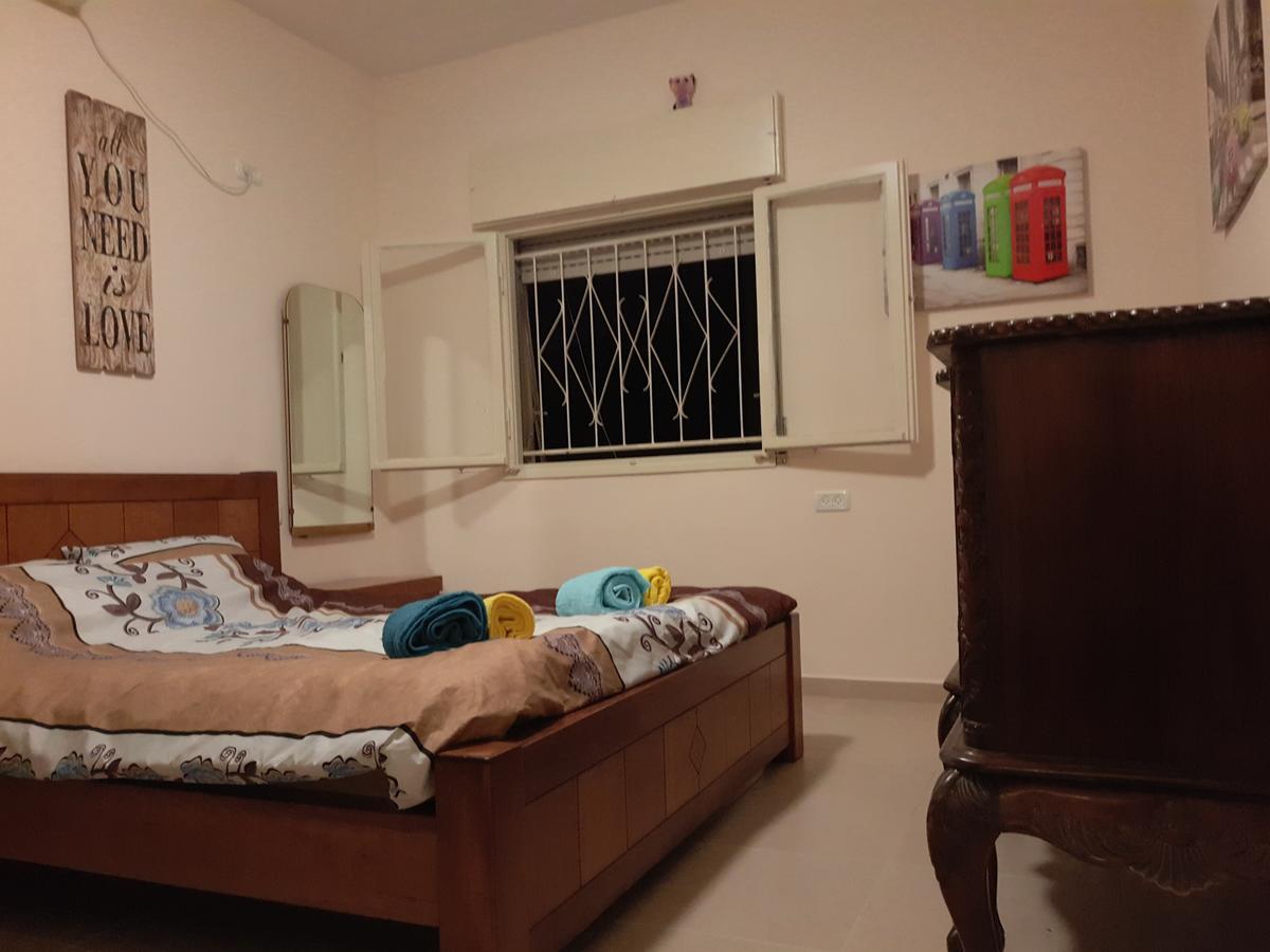 3 Stairs Only To Cozy Flat On Hillel St Leilighet Haifa Eksteriør bilde