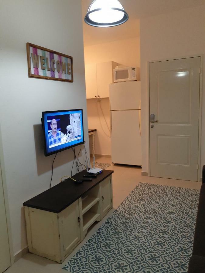 3 Stairs Only To Cozy Flat On Hillel St Leilighet Haifa Eksteriør bilde